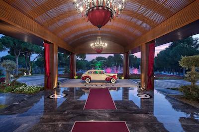 سلکتوم لاکچری ریزورت بلک