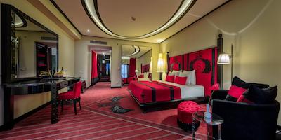 سلکتوم لاکچری ریزورت بلک