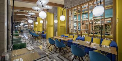 سلکتوم لاکچری ریزورت بلک