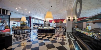 سلکتوم لاکچری ریزورت بلک