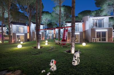 سلکتوم لاکچری ریزورت بلک