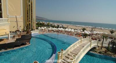 ویکتوریا پالاس