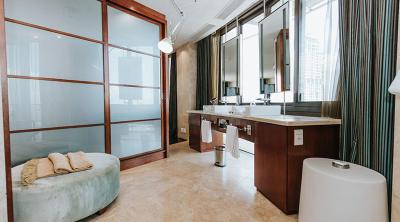 د میچلانجلو تورز