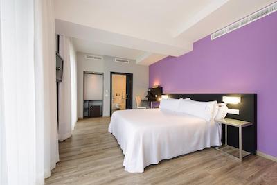 تریپ کردبا هتل