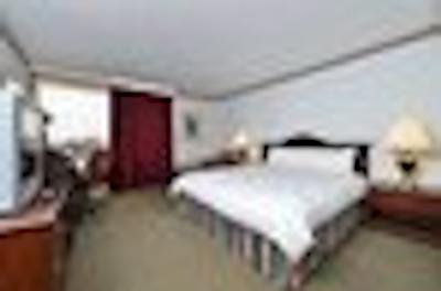 امریکاز بست والو این-کلولاند آیرپرت