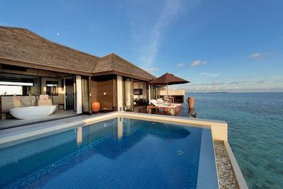 لیلی بیچ ریزورت اند اسپا