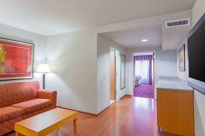 کمفرت سویتز ات ویرجینیا سنتر کمنز