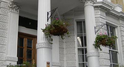 1 لکسهام گاردنز هتل