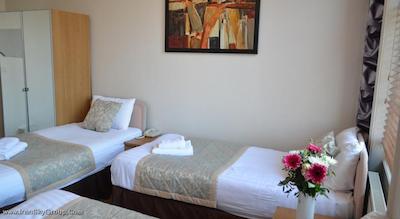 1 لکسهام گاردنز هتل