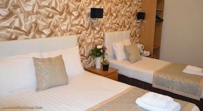 1 لکسهام گاردنز هتل