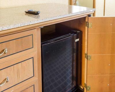 اکنو لج کنر