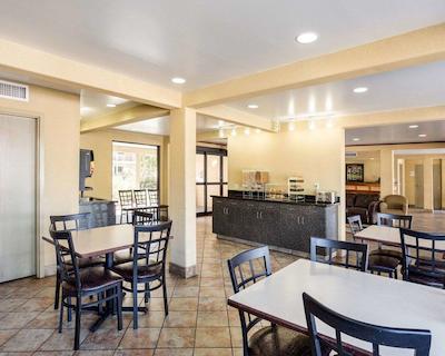 اکنو لج کنر