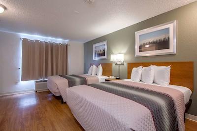 همتون استودیز هوستون-وست اُاکز