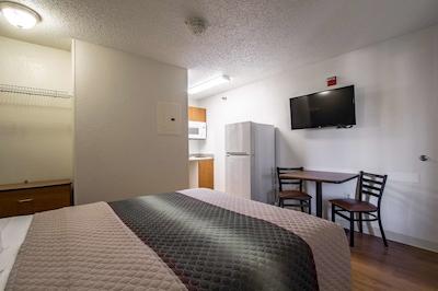 همتون استودیز هوستون-وست اُاکز