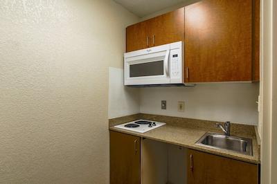 همتون استودیز هوستون-وست اُاکز