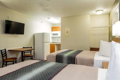 همتون استودیز هوستون-وست اُاکز