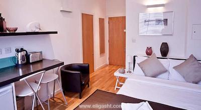 هاید پارک اکزکیوتیو