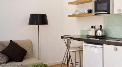 هاید پارک اکزکیوتیو