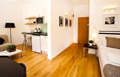 هاید پارک اکزکیوتیو