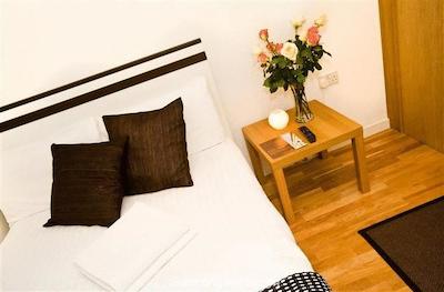 هاید پارک اکزکیوتیو