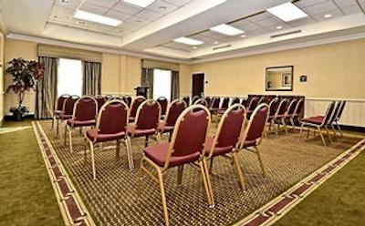 بست وسترن ریورویو این اند سویتز