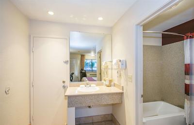 رد روف این استکتون