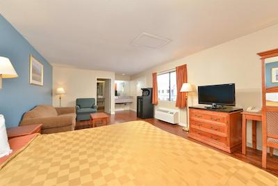 امریکاز بست والو این اند سویتز-اُنتاریو آیرپرت