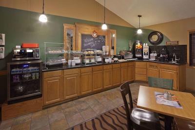 امریسین بای ویندهام هارتفرد وی