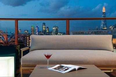 اج10 لندن واترلو