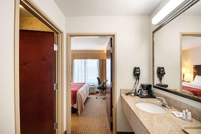 کمفرت این اند سویتز