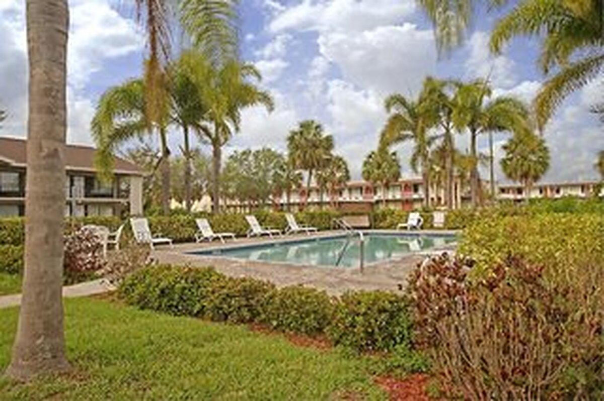 Americas Best Value Inn and Suites Melbourne
