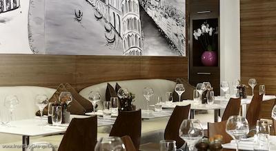 پارک پلازا کانتی هال