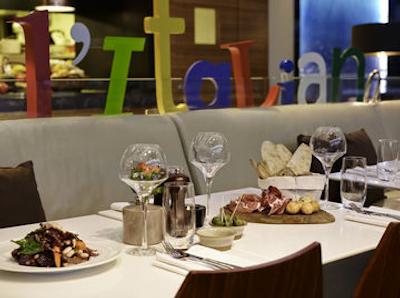 پارک پلازا کانتی هال