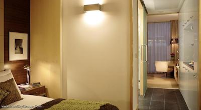 پارک پلازا کانتی هال