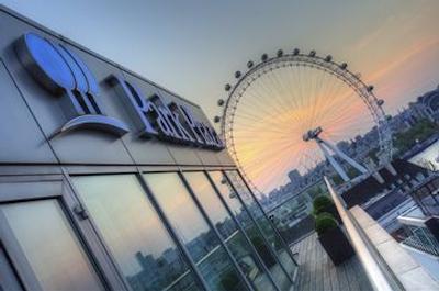 پارک پلازا کانتی هال