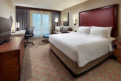 هیلتون گاردن این سان دیگو اُلد تون/اسیا ورلد اریا