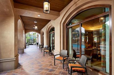 هیلتون گاردن این سان دیگو اُلد تون/اسیا ورلد اریا