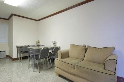 امریکاز بست والو این-ایندی اسود