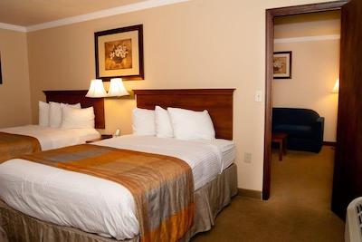 بست وسترن کلرمنت