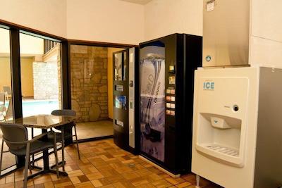 بست وسترن کلرمنت