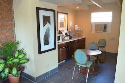 امریکاز بست والو این اوگوستا هیستریک دونتون