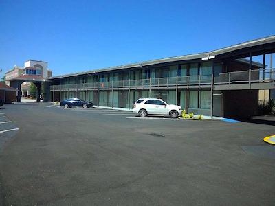 امریکاز بست والو این اوگوستا هیستریک دونتون