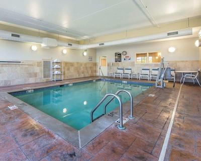 کمفرت سویتز ایست