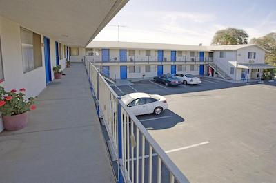 امریکاز بست والو این بیومنت