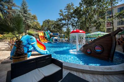 پرستیژ دلوکس آکواپارک کلاب