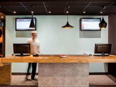 هتل ایبیز پاریز مین منتپارناس 14ام