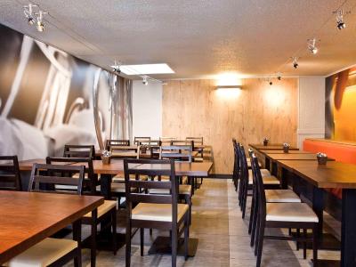 هتل ایبیز پاریز مین منتپارناس 14ام