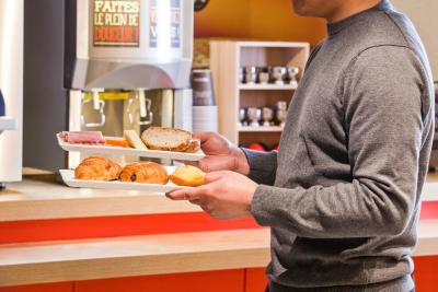 هتل ایبیز پاریز مین منتپارناس 14ام