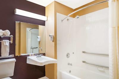 دز این اندرسُن