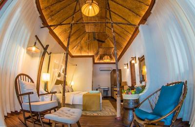 ماکونودو آیلند